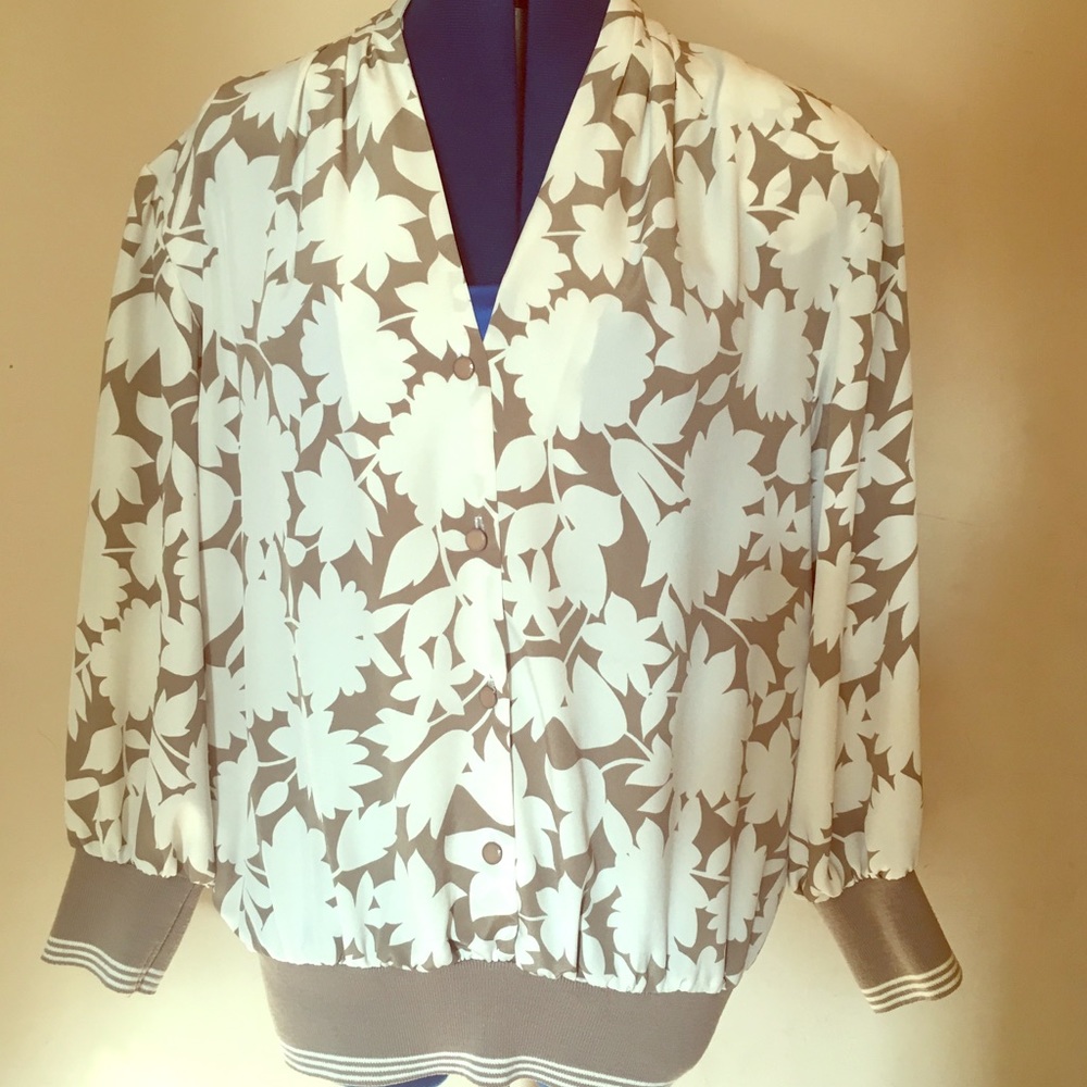 Vintage! 3/4 sleeve blouse